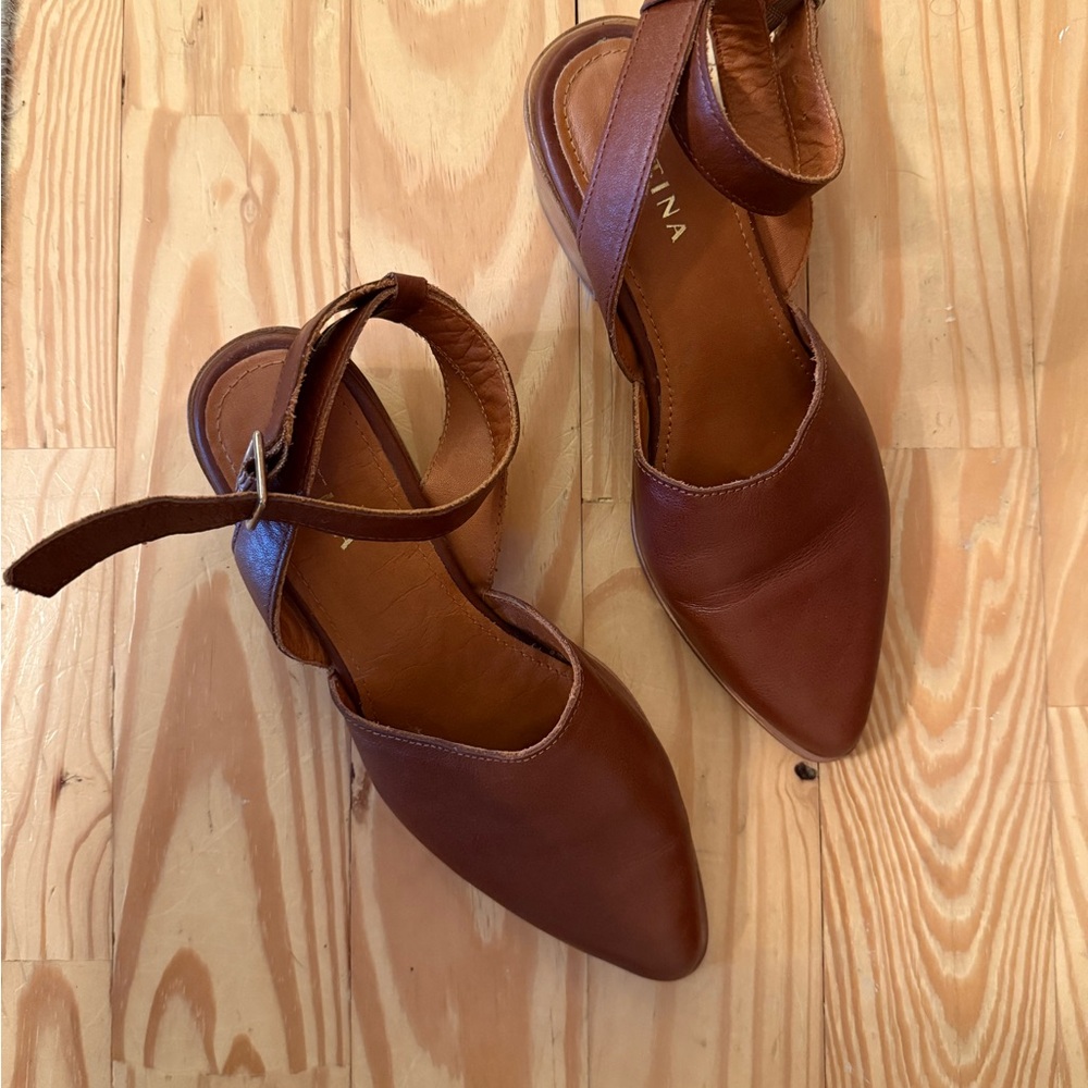Elegant Brown Leather Heels